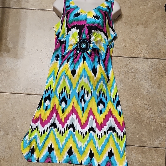 Colorful Chevron Pattern Mini Dress - Picture 3 of 4